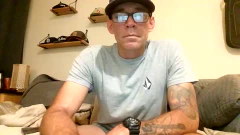 wingnutt765733 online show from March 8, 6:43 am