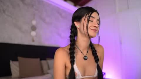 winonaa__ online show from July 30, 9:43 pm
