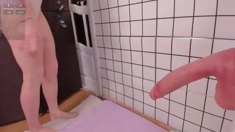 Sophie inst- sophie cringe  online show from June 15, 9:18 am