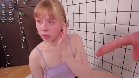 Sophie inst- sophie cringe  online show from June 27, 10:18 am