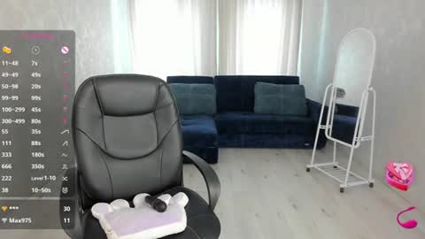 wise_whiter online show from August 11, 8:16 am