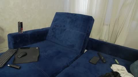 wise_whiter online show from August 11, 3:14 pm