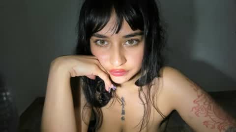 witch_3333 online show from August 9, 12:55 am