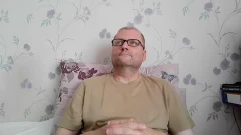 wobble444 online show from July 7, 9:13 am
