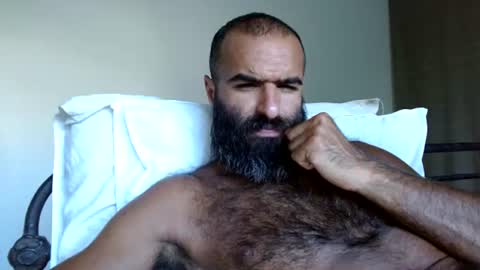 woof_wolf37 online show from July 24, 12:24 am