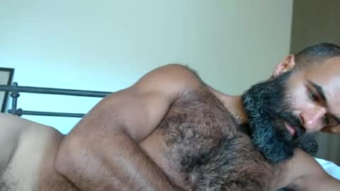 woof_wolf37 online show from August 11, 8:22 pm