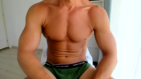 Wolfie online show from August 3, 9:38 am