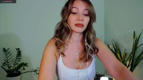 worldsbaby online show from July 10, 4:02 pm