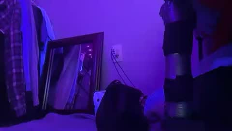 cum4me online show from June 27, 8:06 am