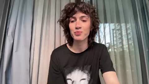 Glen online show from August 2, 6:04 pm