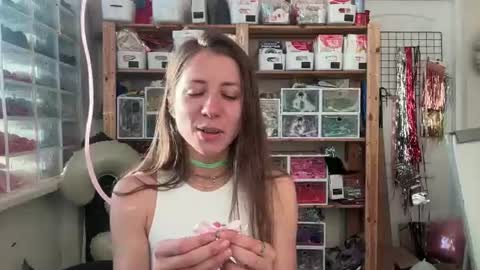 Beth online show from June 14, 3:53 pm