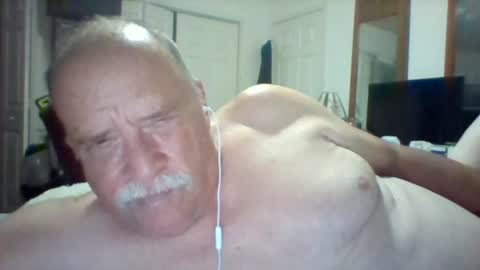 wvmountainlover online show from July 30, 1:24 am