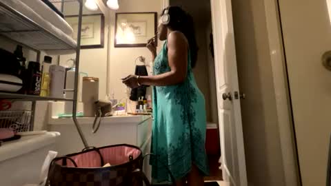 Wynter Heat online show from July 27, 8:42 am