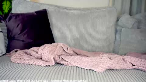 Lily online show from August 6, 10:53 pm