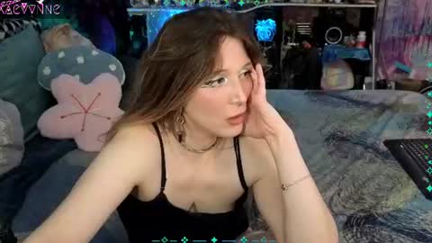 Xaevynne  Sometimes Milla Milla The Cute as a Buttom Brunette online show from August 18, 5:57 am