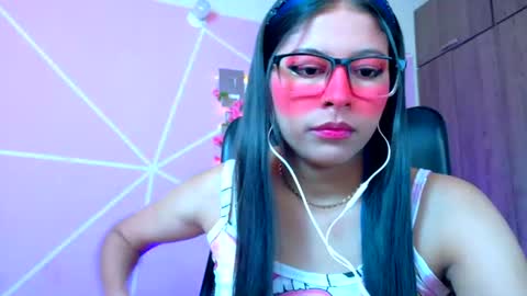XALLYSONX online show from August 5, 11:52 am