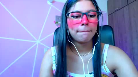 XALLYSONX online show from August 5, 3:10 pm