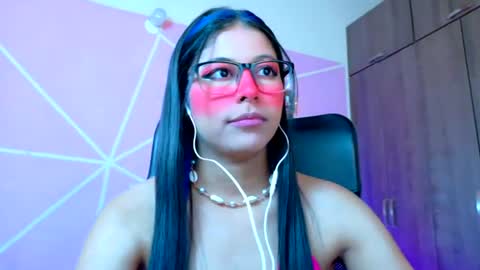 XALLYSONX online show from August 8, 1:22 pm