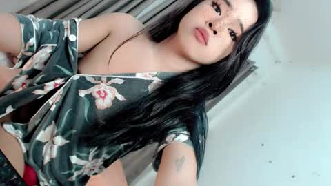 xam_blair_asian online show from August 9, 6:31 pm