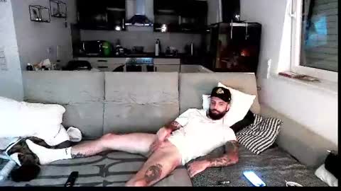 xamrelgneal online show from July 7, 10:03 pm