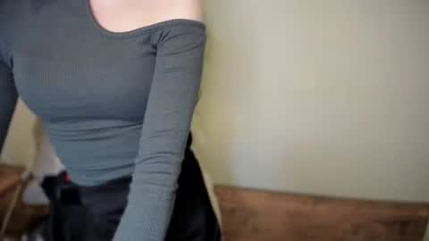 xan_ex online show from August 13, 11:52 pm