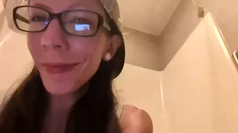 xanarchykandix online show from August 3, 2:07 am