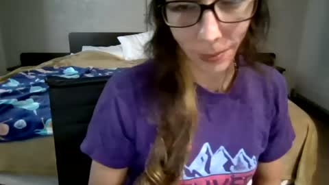 xanarchykandix online show from August 12, 4:59 am