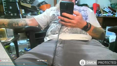 xander71972 online show from June 2, 4:21 pm