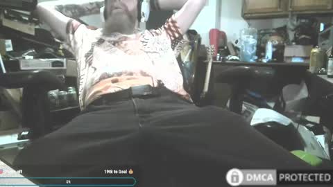 xander71972 online show from June 6, 6:47 pm