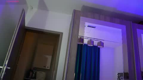 Alexandra online show from August 9, 1:28 am