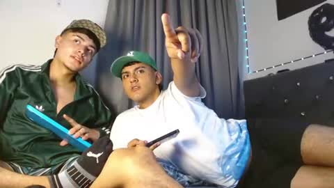 xandrodeluxe online show from July 22, 11:45 am