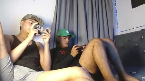 xandrodeluxe online show from August 4, 12:57 pm