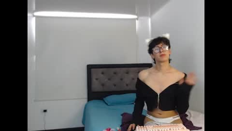 xangel__dustx online show from June 25, 7:06 pm