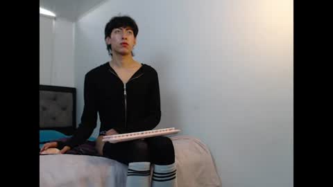 xangel__dustx online show from June 26, 4:43 pm