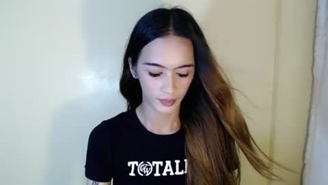 xanovelle_ online show from August 11, 4:58 am