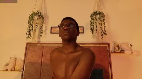 xavier_cole online show from June 6, 12:38 am