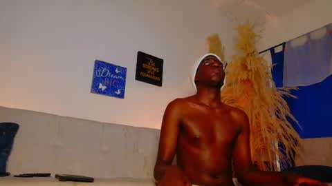 xavier_cole online show from June 13, 10:50 pm