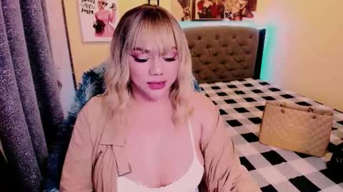 xdirtymistressx online show from March 8, 8:59 pm