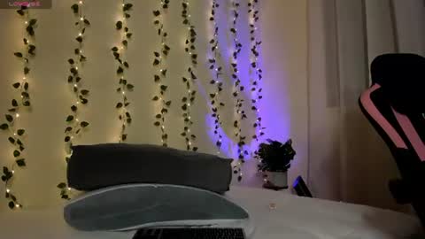    online show from July 26, 1:54 am