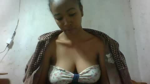 xenna610827 online show from September 1, 1:34 pm