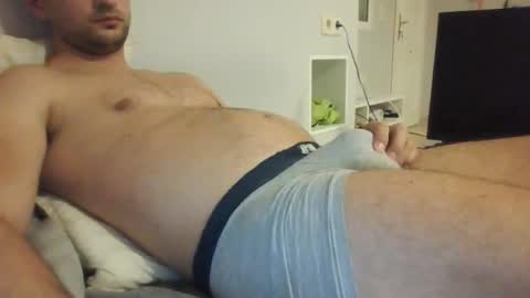 xgescockx online show from August 3, 9:00 pm