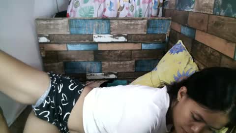 xgurlxlaloox online show from June 9, 3:35 am