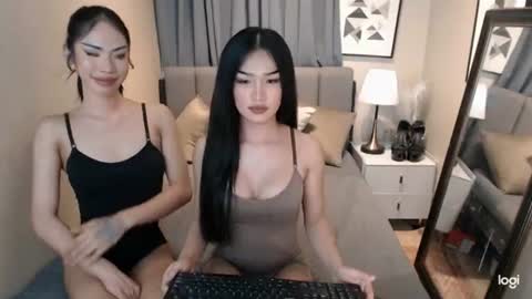 ur 1 and only ASH online show from August 10, 2:40 pm
