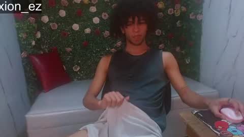 xion_ez online show from August 11, 8:55 pm