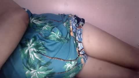xjuicytits online show from August 13, 3:42 am