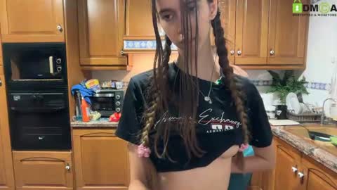 Extreme Couple online show from June 9, 8:48 pm