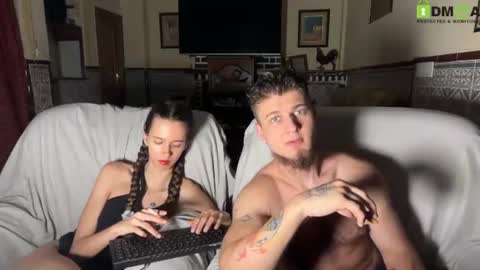 Extreme Couple online show from August 9, 10:44 pm