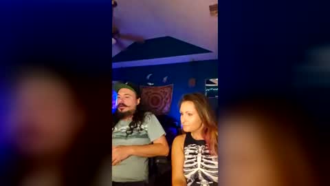 Max  Winnie online show from August 10, 2:46 am