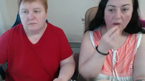 XMollyJaneX online show from February 25, 1:09 pm