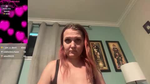 xoFaeQueenxo online show from March 15, 10:15 pm